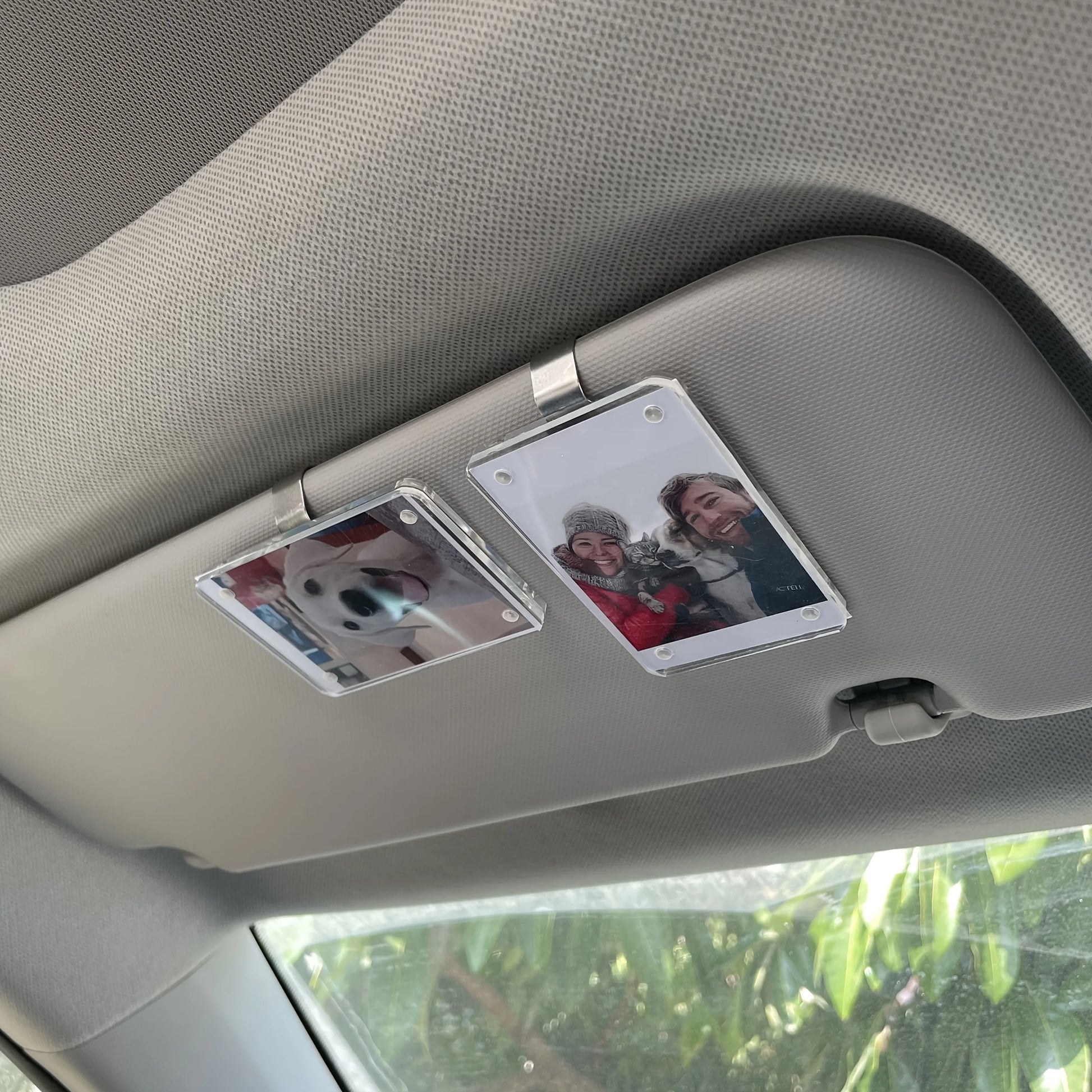 Magnetic Car Visor Photo Clip